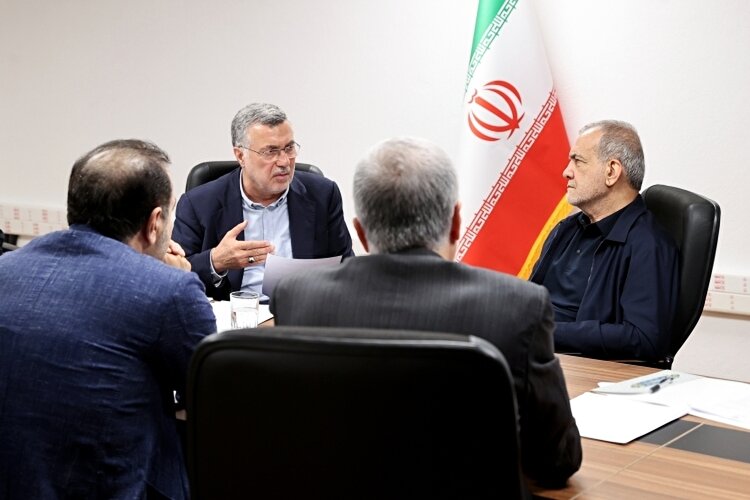 دستور‌های رئیس جمهور در نشست بررسی برنامه‌های تأمین دارو