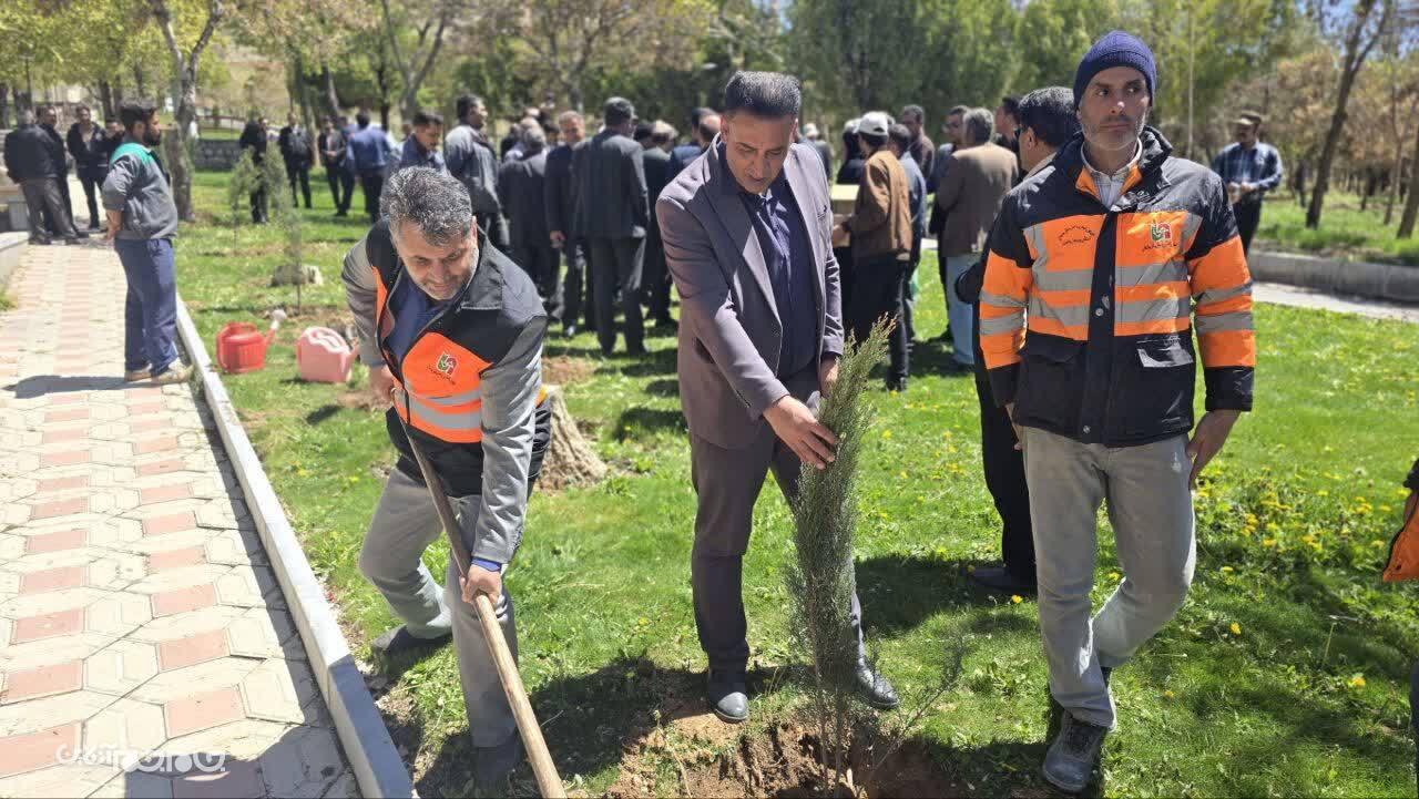 کامیون‌داران چهارمحال و بختیاری، همراهان جاده، ناجیان طبیعت +تصاویر