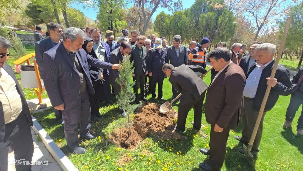 کامیون‌داران چهارمحال و بختیاری، همراهان جاده، ناجیان طبیعت +تصاویر
