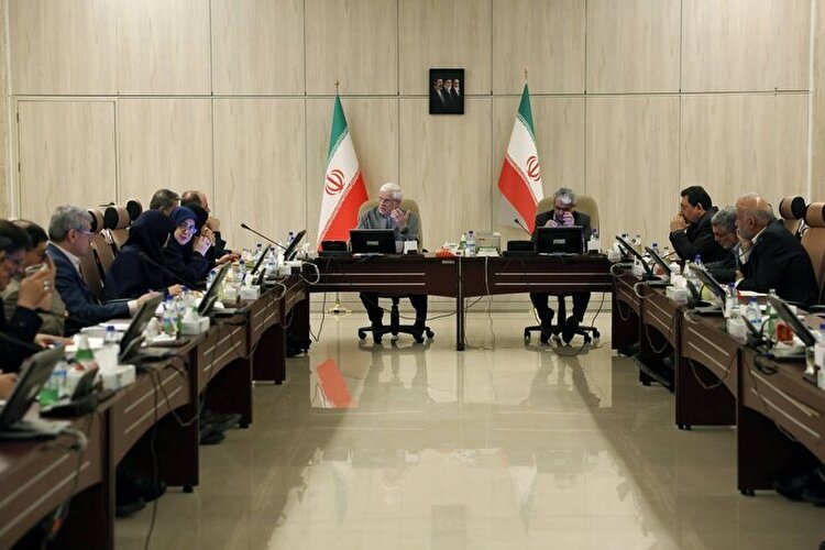 تیم مذاکره‌کننده باشجاعت و تدبیر از منافع ملی دفاع می‌کند