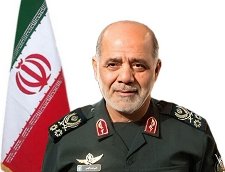 دیدار فرمانده قرارگاه مرکزی خاتم‌الانبیا با فرمانده معظم کل قوا، حضرت آیت‌الله سید مجتبی حسینی خامنه‌ای (مدظله العالی)