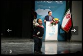 معلولیت را محور هویت خود نمی‌دانم
 