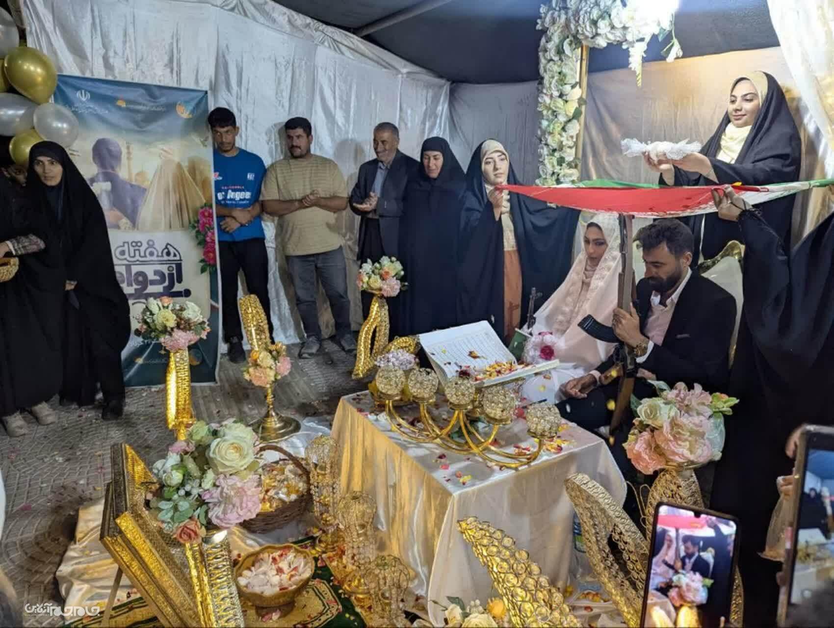 خیابان شهرکرد میزبان  جشن پیوند یک زوج جوان +تصاویر