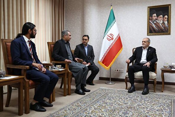 قدردانی پزشکیان از مواضع و همکاری‌های دولت پاکستان