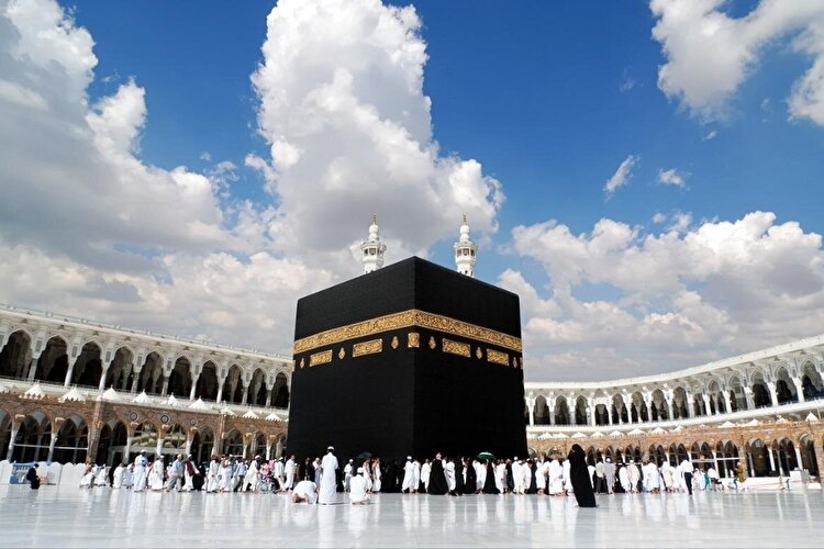 پرواز جدید زائران ایرانی به عربستان انجام شد/ ۲۲۰ نفر راهی جده شدند