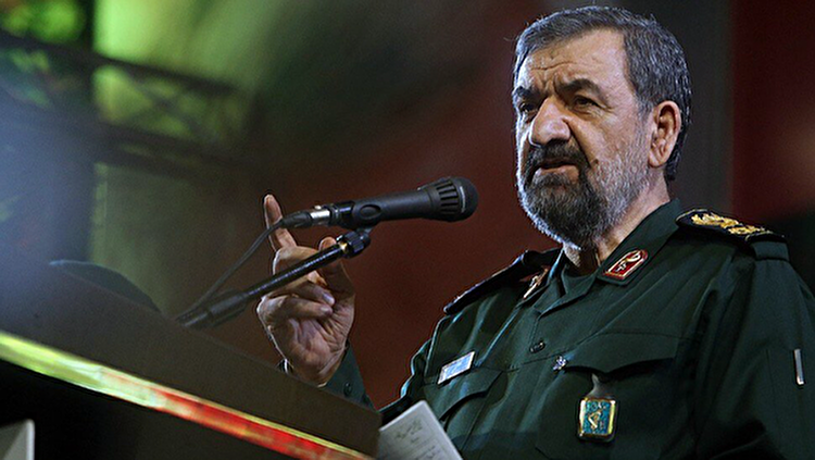 صدای شکستن استخوان‌های آمریکا به گوش جهانیان می‌رسد