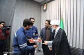 تکریم امام جمعه سمنان و نماینده ولی فقیه از حماسه‌سازان روشنایی صنعت توزیع برق استان سمنان