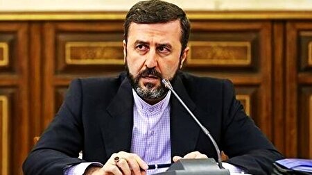 کنایه غریب آبادی به سکوت گروسی برابر تجاوز نظامی به ایران