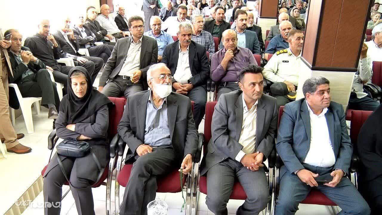 افتتاح نیروگاه خورشیدی، زمینه ایجاد درآمدی پایدار سرای سالمندان بروجن افتتاح نیروگاه خورشیدی، زمینه ایجاد درآمدی پایدار سرای سالمندان بروجن
