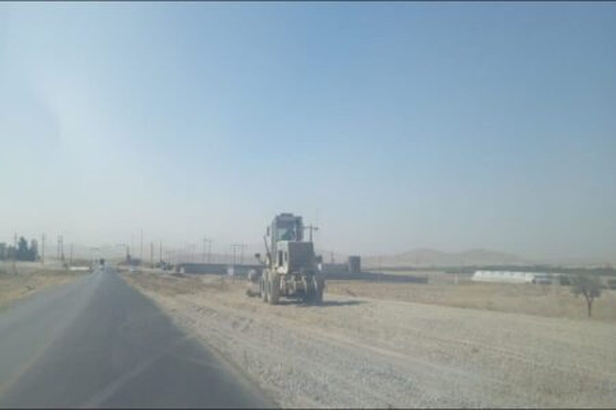 معاون مهندسی و ساخت اداره کل راه و شهرسازی استان همدان گفت: پروژه احداث و تکمیل محور تویسرکان – کنگاور که به طول ۳۳ کیلومتر در استان همدان در حال اجراست، شاهد پیشرفت‌های عملیاتی در هفته چهارم اردیبهشت‌ماه بوده است.