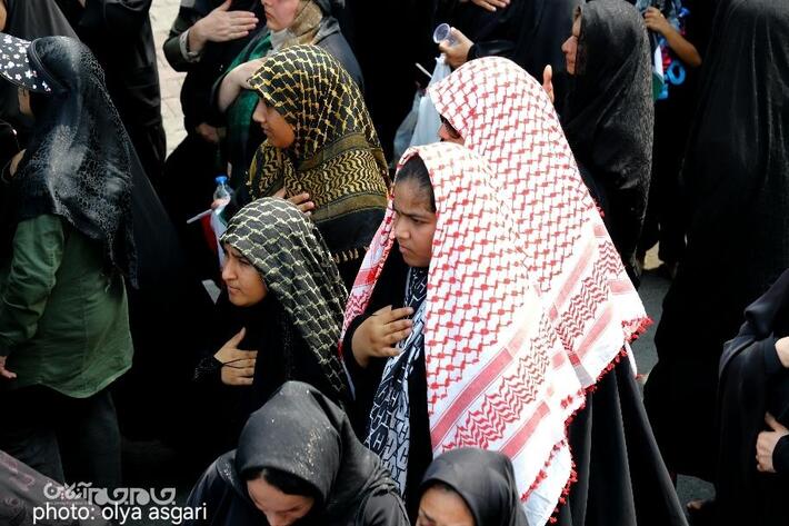 پیاده روی دلدادگان اربعین حسینی در گرگان 
پیاده روی و عزاداری دلدادگان اربعین حسینی با حضور عاشقان اباعبدالله حسین در روز اربعین در گرگان انجام شد.

عکاس: علیا عسگری