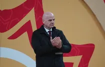 یوفا، AFC و کونکاکاف فیفا را به «تخلف اساسی از اعتماد» متهم کردند