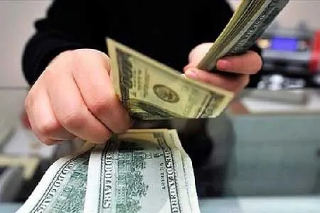 قیمت ارز در صرافی‌ ملی و مرکز مبادله چند؟