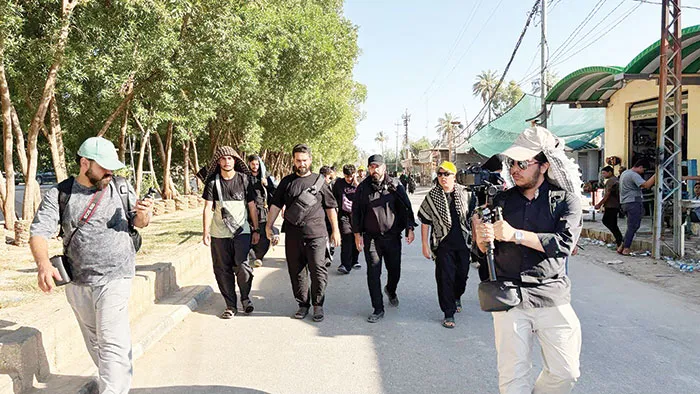 همه به پیش در جاده کربلا