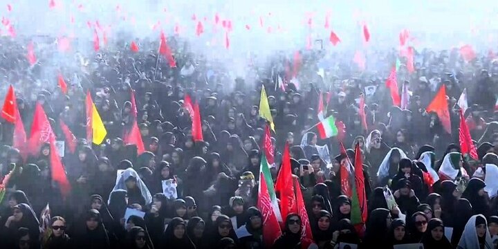 مشهد مقدس، میزبان وداع تاریخی با رهبر شهید انقلاب