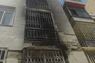 نجات ١٠ نفر از آتش سوزی ساختمان مسکونی