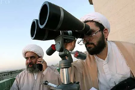 رؤیت هلال ماه شوال، زودتر از غروب جمعه ممکن نیست | شنبه عید فطر است