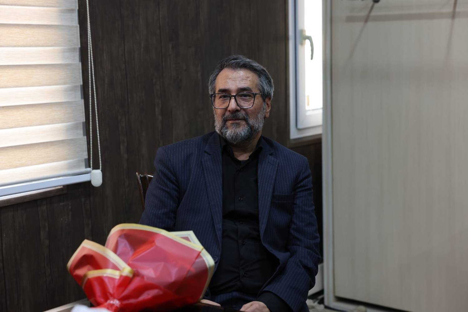 بازدید مدیرکل روابط‌عمومی رسانه ملی از روزنامه جام‌جم به‌مناسبت روز خبرنگار 