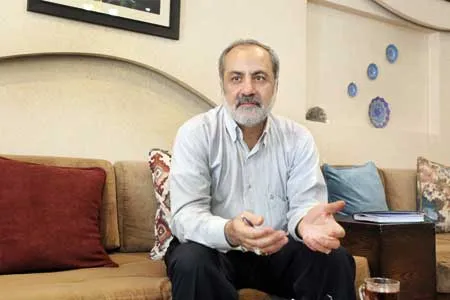 آزادی و عدالت از مسیر استقلال محقق می‌شود
