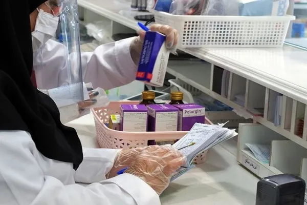 شرط بیمه سلامت برای جبران حذف ارز ترجیحی دارو/ تعیین تکلیف حدود ۸ میلیون بیمه نشده