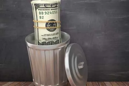 کینه خرس‌ها از دلار تمامی ندارد