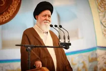 وقتی رئیس‌جمهور تفاهم را با اجازه رهبری امضا کرده، ما حق مواجهه نداریم