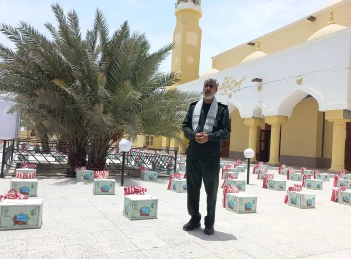 ۲ هزار بسته معیشتی بین زلزله زدگان سایه خوش توزیع شد