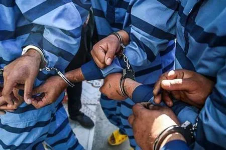 بازداشت عاملان سرقت از ۱۴۰ خودرو در پایتخت