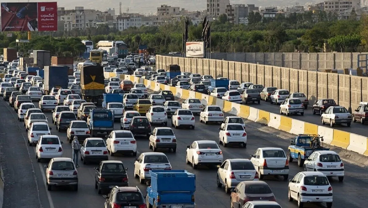 آغاز موج سفر‌های تابستانی همزمان با نزدیک شدن به تاسوعا و عاشورای حسینی از محور‌های مواصلاتی استان البرز