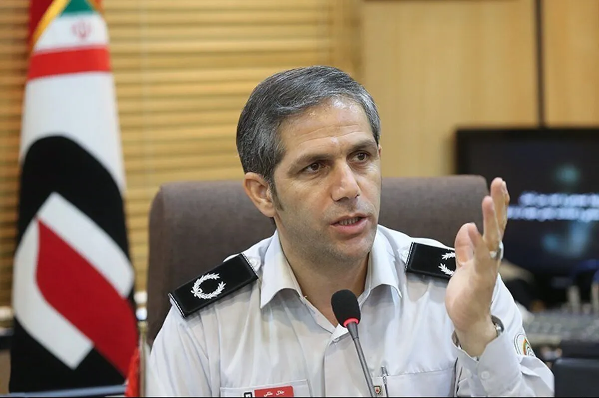 حمله دشمن به یک پست تقلیل گاز و یک منطقه مسکونی در تهران/ مهار نشت گاز و ادامه آواربرداری
