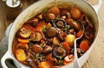 طرز تهیه خورش مرغ و قارچ خوشمزه و خوش طعم