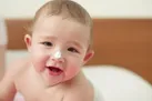 علائم و درمان کم آبی در بدن نوزاد