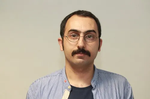دریغ كه دیگر خاكسترم