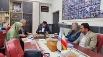 بانوی فرهنگی طلاهایش را برای ساخت مدرسه در سیستان فروخت