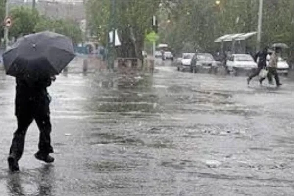بارش شدید باران در ۱۰ استان/ تهران برفی می‌شود