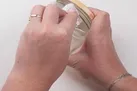 تکنیک ساده و سریع پاک کردن برچسب شیشه