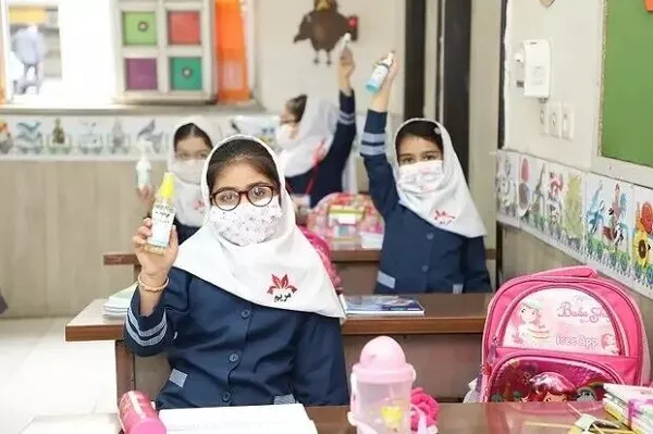 حضور ۹۰ درصدی دانش‌آموزان در مدارس/۷ درصد به علت بیماری و ۳ درصد بدلیل ترس خانواده «غایب» هستند