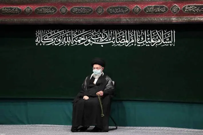 سفارش قرآنیِ تواصی به حق و تواصی به صبر دستورالعمل اساسی برای همیشه ما است