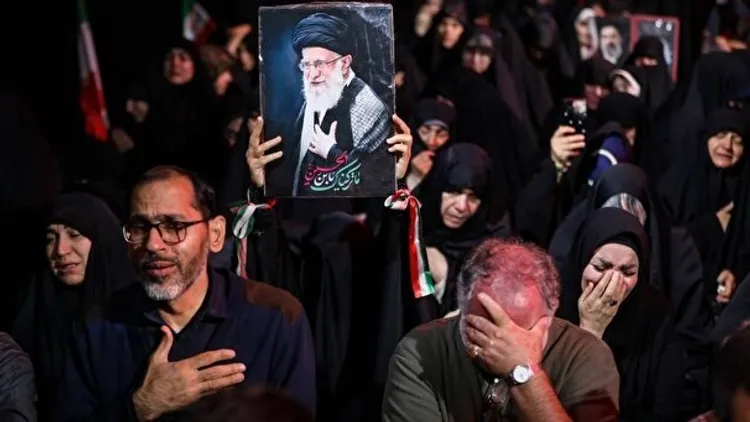 مراسم بزرگداشت چهلم آقای شهید ایران در مصلای تهران