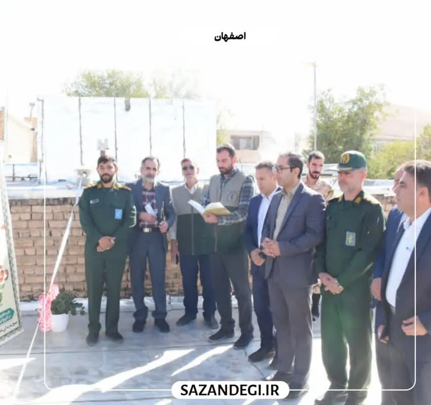 افتتاح ۱۲ نیروگاه خورشیدی در بوئین‌میاندشت