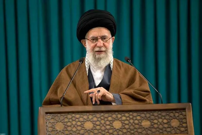رهبر انقلاب: طرفدار توقف جنگیم؛ ریشه بحران اوکراین سیاستهای بحران‌ساز رژیم مافیایی آمریکا است