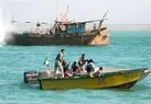 توقیف یک فروند شناور حامل سوخت قاچاق در آب‌های ساحلی بندرماهشهر