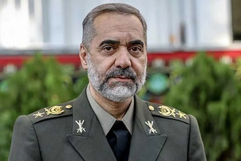 وزیر دفاع: می‌دانیم چگونه به دشمن ضربه بزنیم