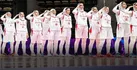 ببینید ا سلام نظامی دختران ملی‌پوش والیبال ایران