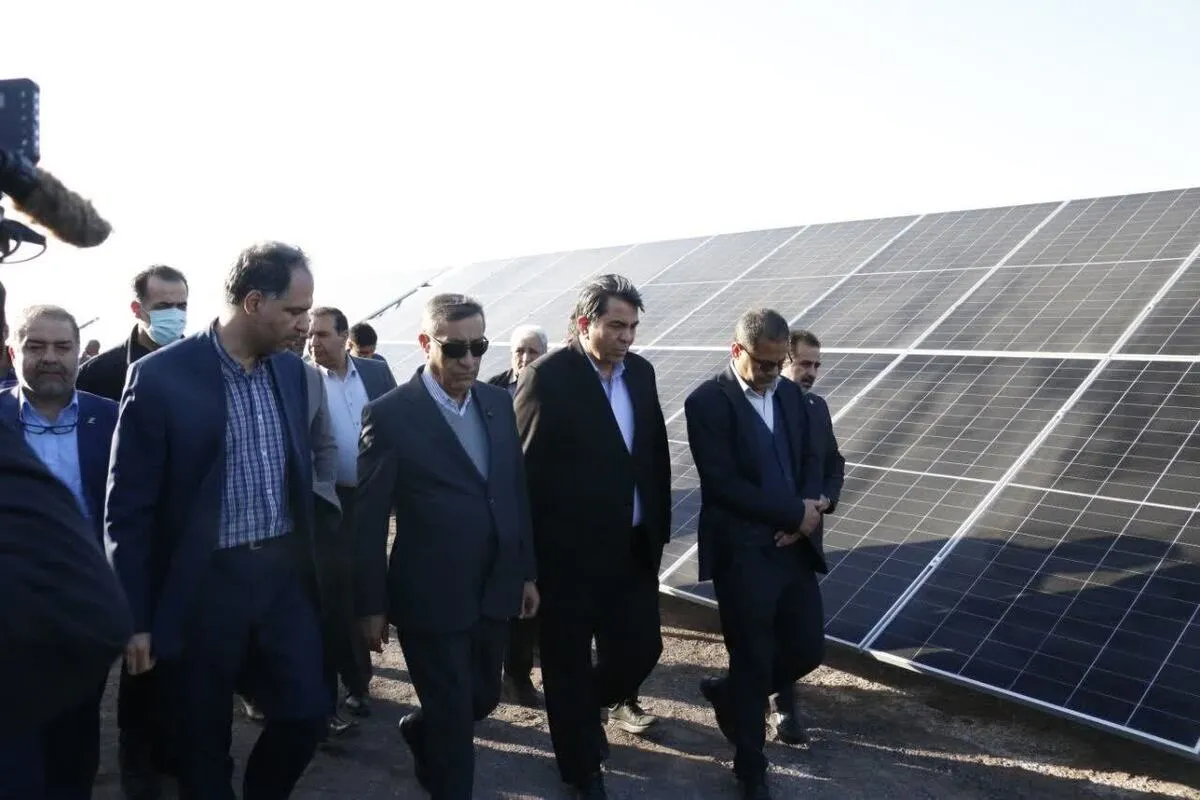 افتتاح نیروگاه خورشیدی ۵ مگاواتی ارگ جدید بم