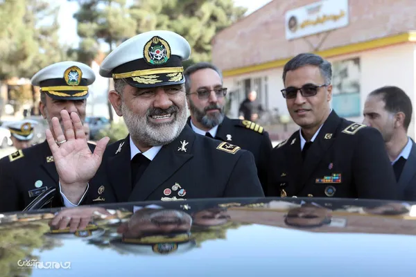 نشست خبری امیر دریادار ایرانی به&zwnj;مناسبت هفتم آذرماه روز نیروی دریایی ارتش