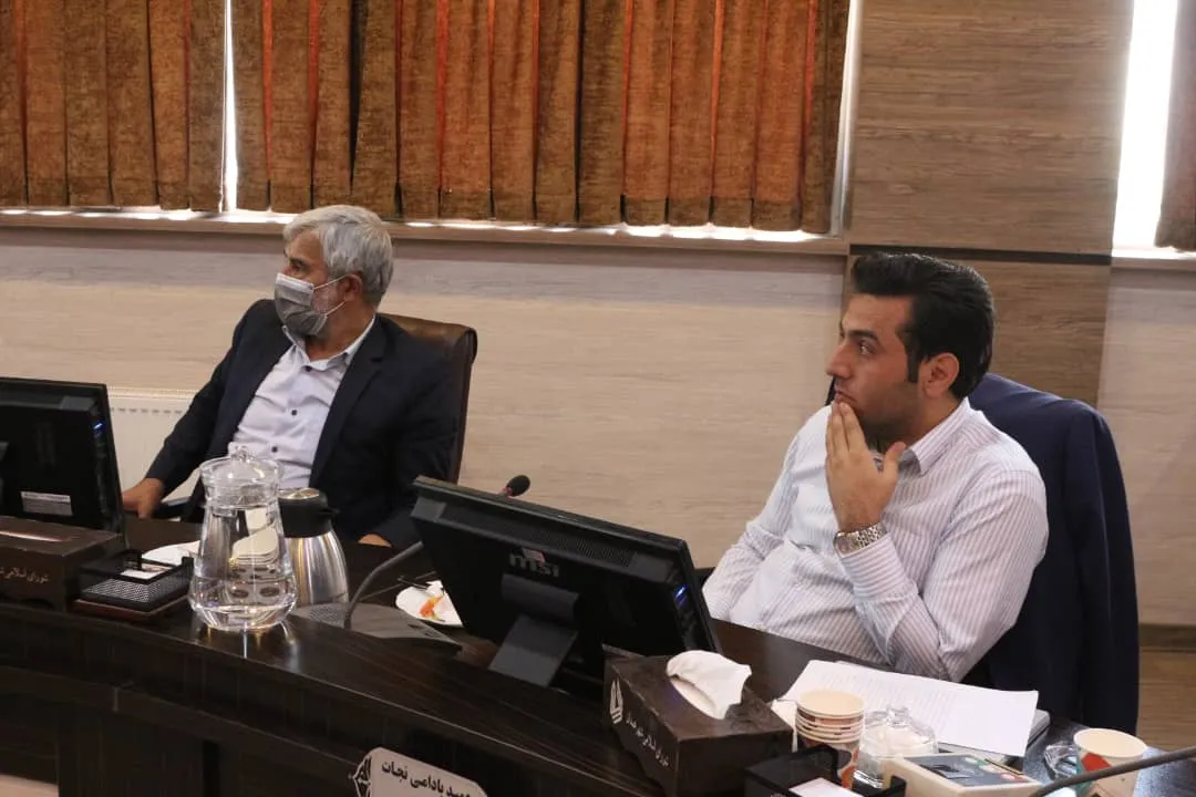 شهرداری، قرارداد پیمانکار پیاده‌راه را تعیین تکلیف کند