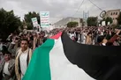 تاکید یمنی‌ ها بر ضرورت تحریم کالا‌های آمریکایی و اسراییلی