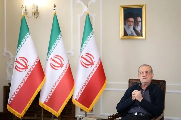 همه مردمی که این سختی‌ها را می‌بینند و تحمل می‌کنند، برای ایران و کشورشان این کاررا انجام می‌دهند
