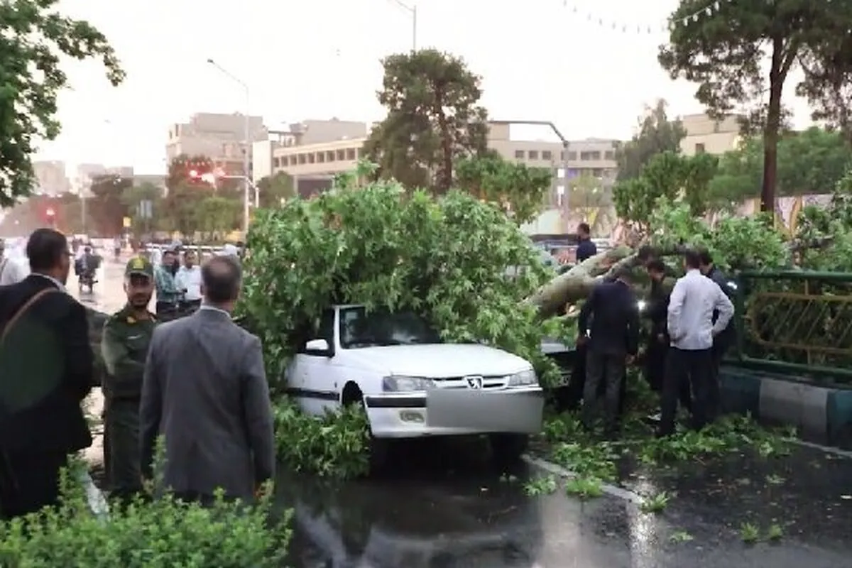 طوفان استان تهران ۶ مصدوم داشت